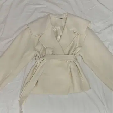 CELORD 빅 칼라 숏 코트