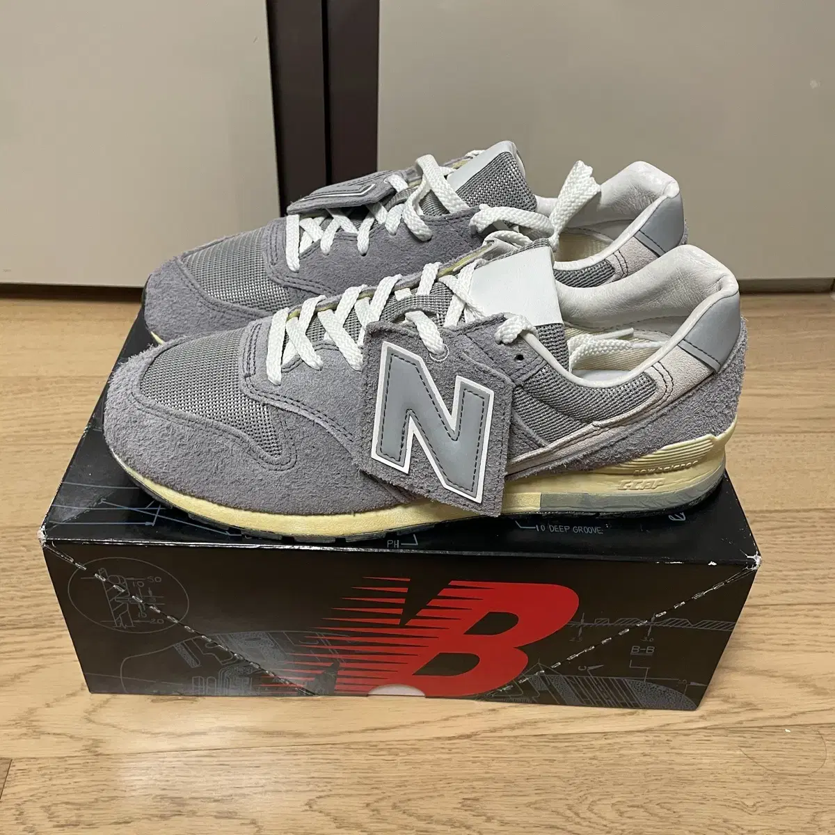 270mm 뉴발란스 996 한정판 새제품