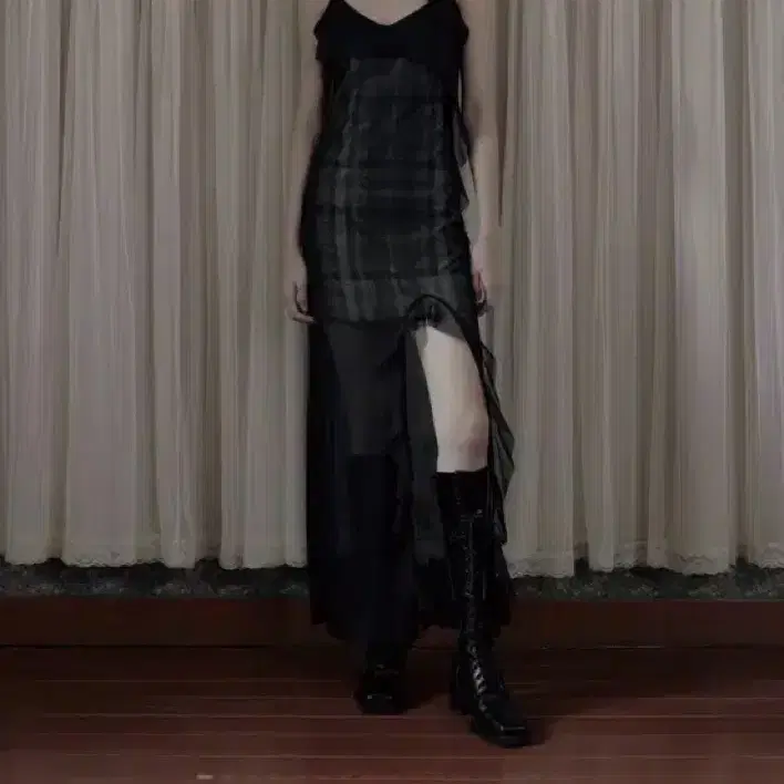 【BOHEMIAN SEOUL】★SEE-THROUGH CHECK RUFFLE MAXI DRESS 8TH] SEE-THROUGH CHECK RUFFLE MAXI DRESS - bohemseo