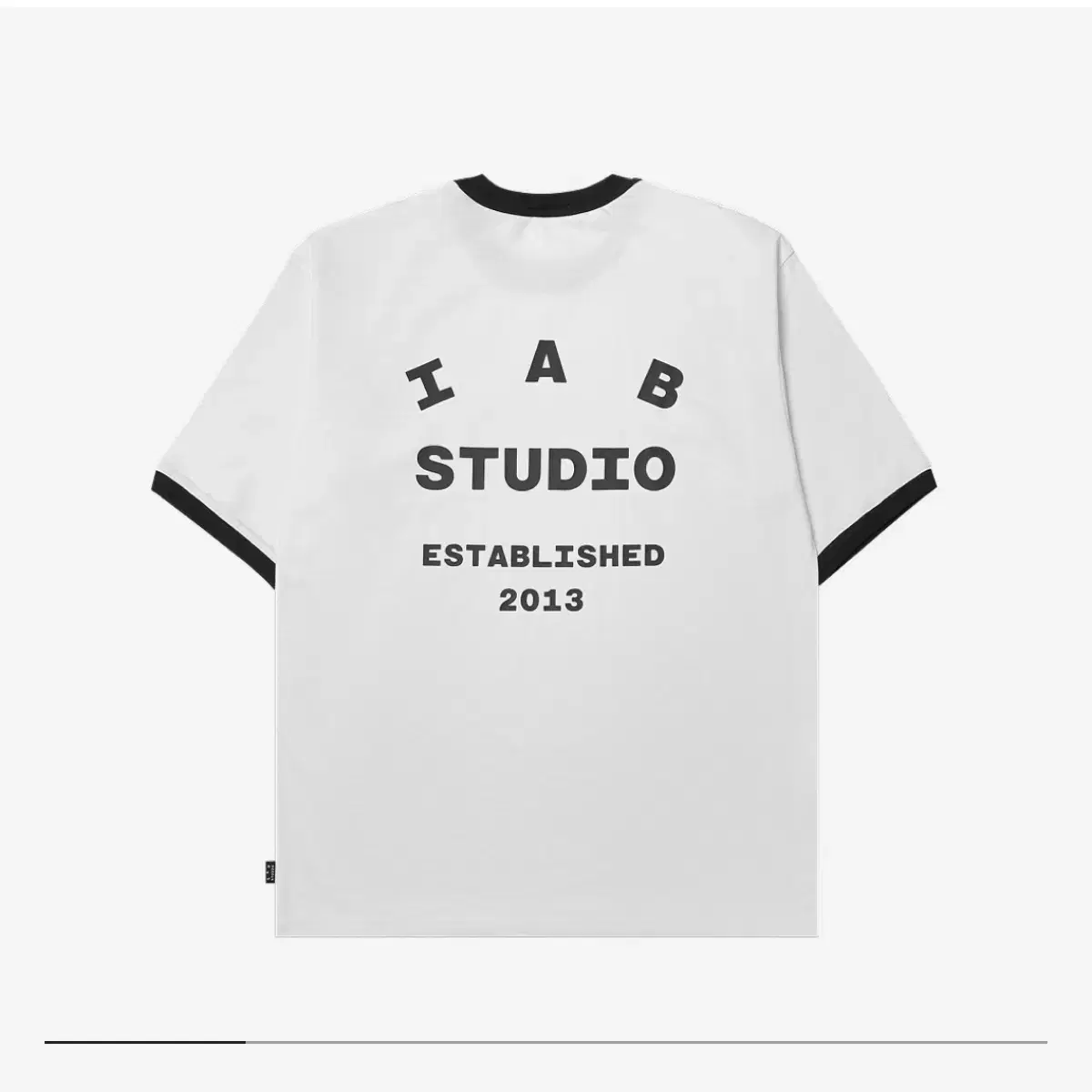 【IAB STUDIO】 IAB Studio T-Shirt White Navy IAB Studio 10th Anniversary T-Shirts Pack White & Black (2