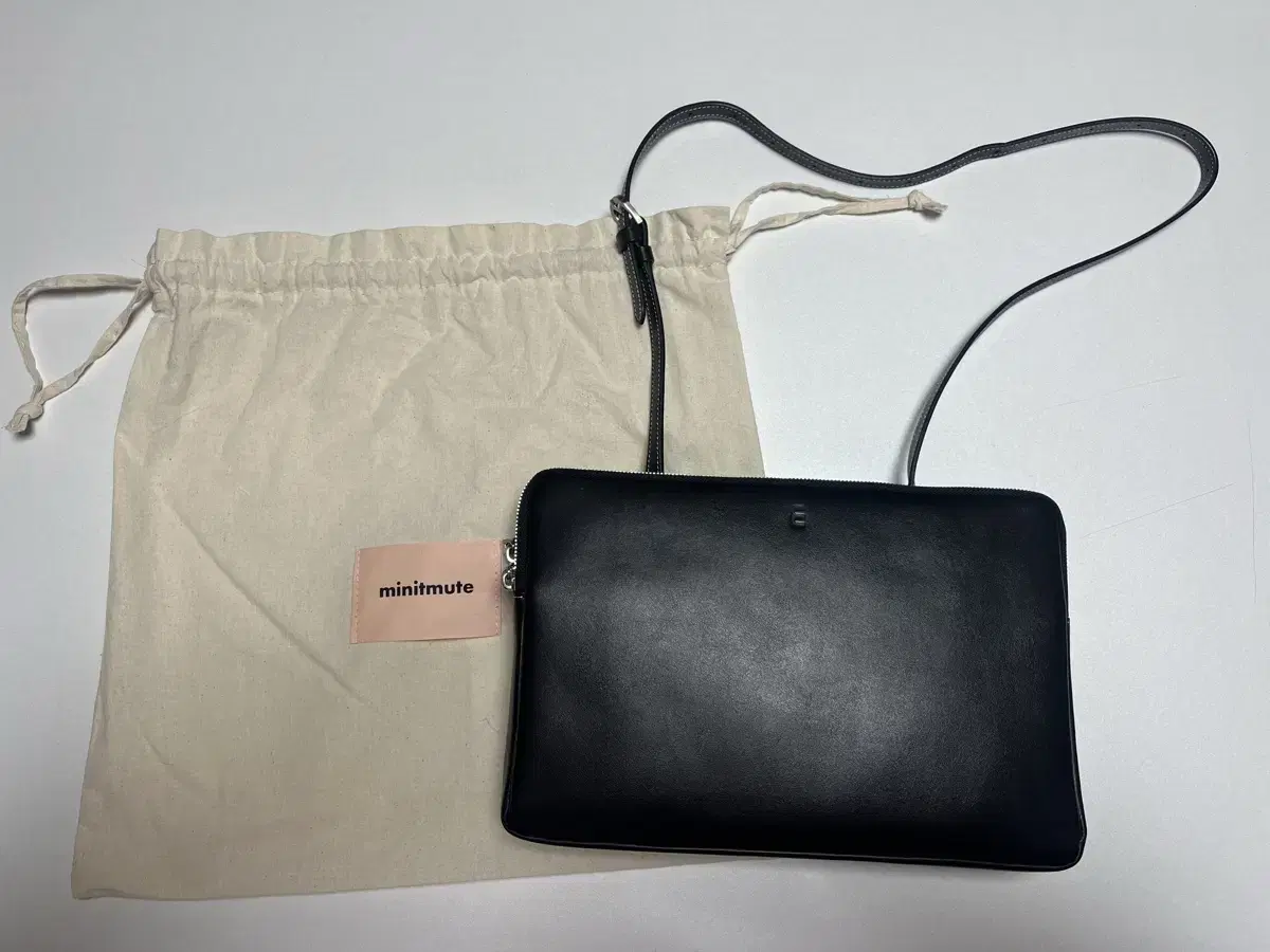 Minute Mu Twin Bag Black