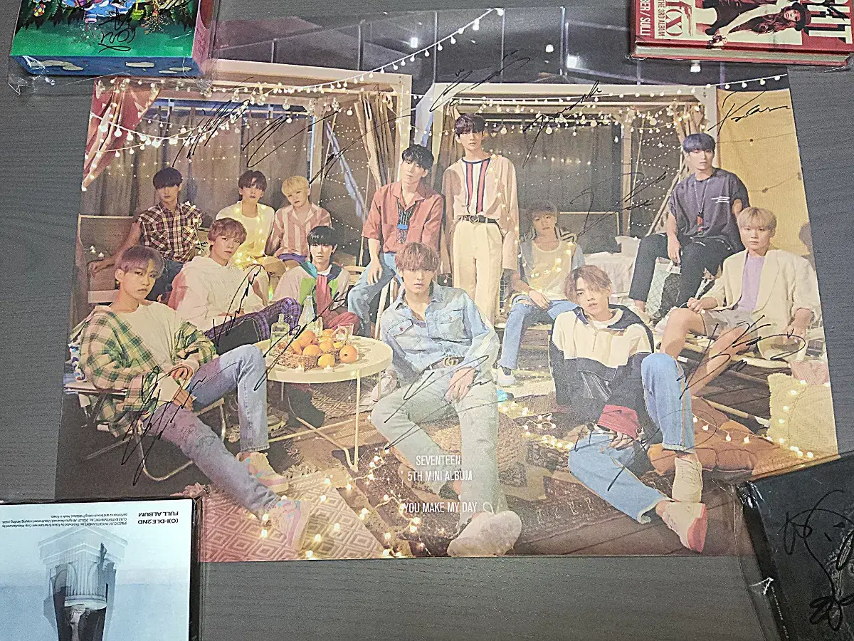세븐틴 싸인 사인 포스터