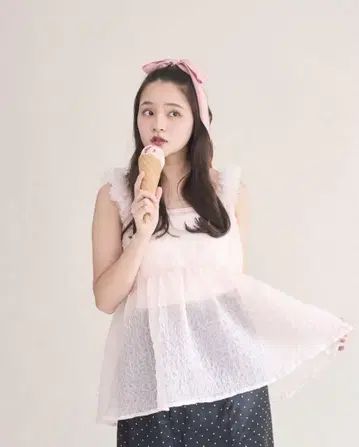 뮤게 페어리 튤 페플럼 블라우스