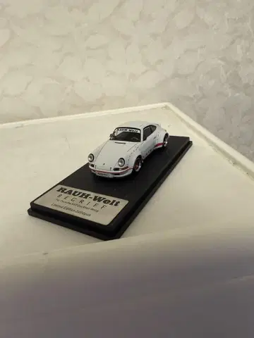RAUH-Welt 포르쉐 911 미니카 1/43