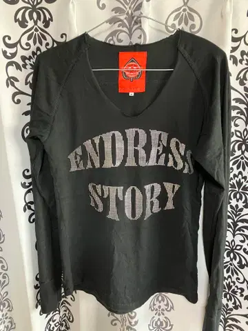 TOKYORUSHTHEREALCOLORS 롱 T FUGA Bobs