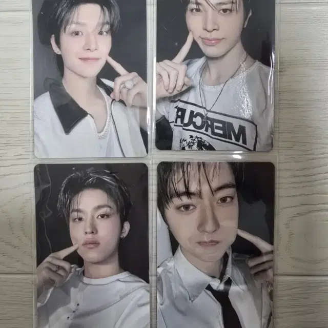트레저 스페셜모먼트 페브릭 포카홀더