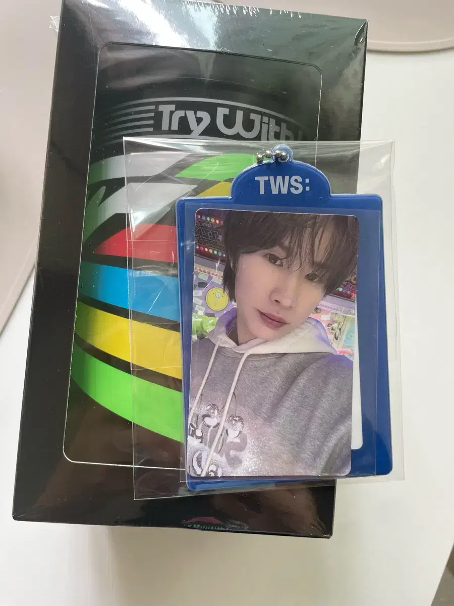 투어스 TWS boy ver. 미개봉 앨범 +위버스 특전 포카 경민