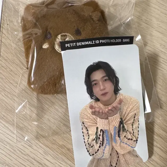 데니멀즈  포토홀더 방이 + 성진포카