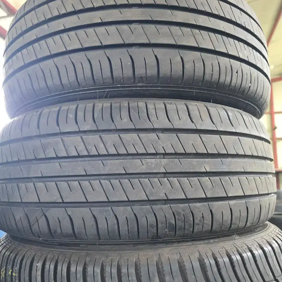 225 45 18 굿이어 이피션트그립 타이어2본 23년출고