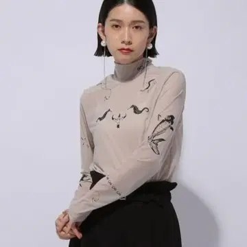 HARE 타투 스킨 탑 시어 탑