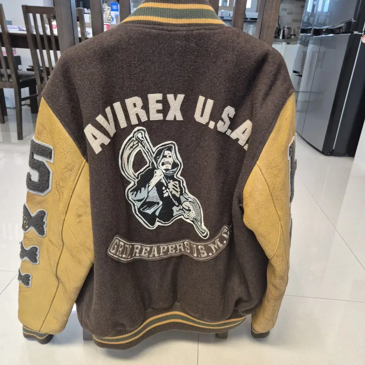 avirex 바시티자켓 체감사이즈 100