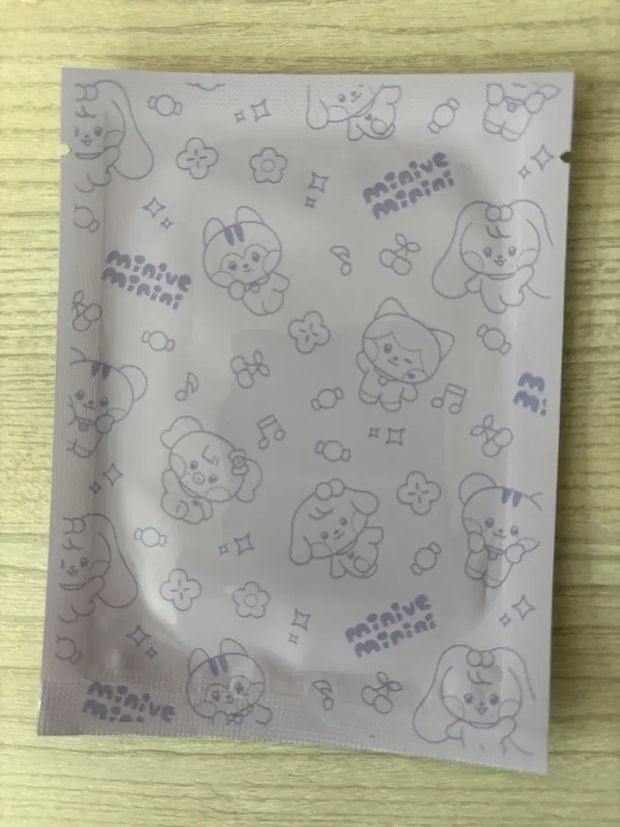 아이브 미니브 라인프렌즈 특전 포카 팝니다 ive