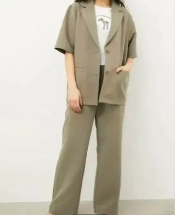 라그 아젬 카키 반팔 자켓 팬츠 셋업
