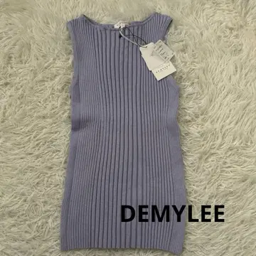 미사용 새상품 택 포함! DEMYLEE 슬리브리스 니트