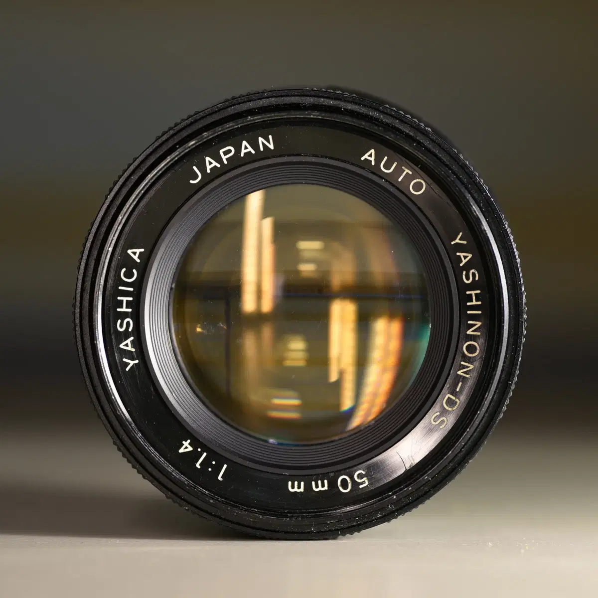 Yashinon DS 50mm f1.4 #야시카,#올드렌즈,#50.4,#빈티지,#m42 on