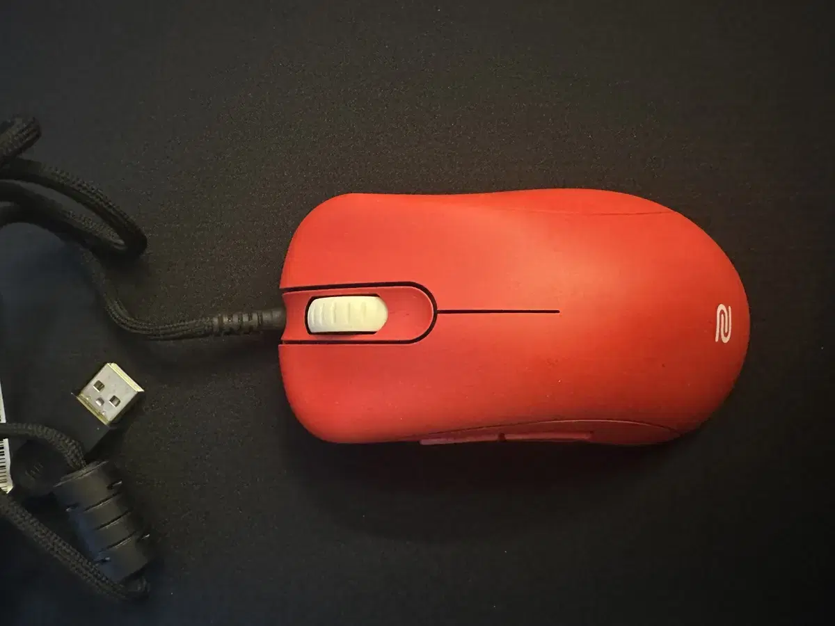BenQ EC2 Red is for sale