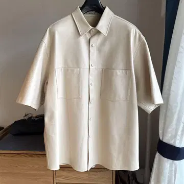 오라리 램 레더 하프 슬리브 셔츠