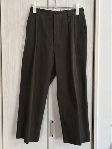neat chino 사이즈 44 니트 치노 트라우저 슬랙스