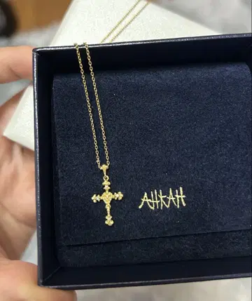 AHKAH 미니 우리엘 크로스 목걸이 YG
