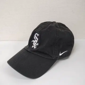 해외 모델 나이키 MLB 화이트 양말