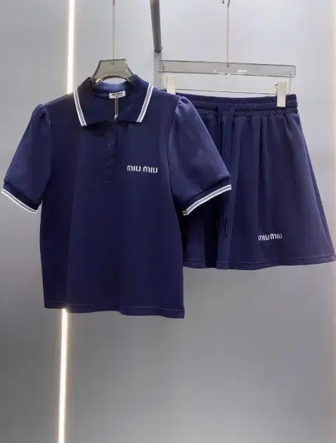 미우미우세트 스커트