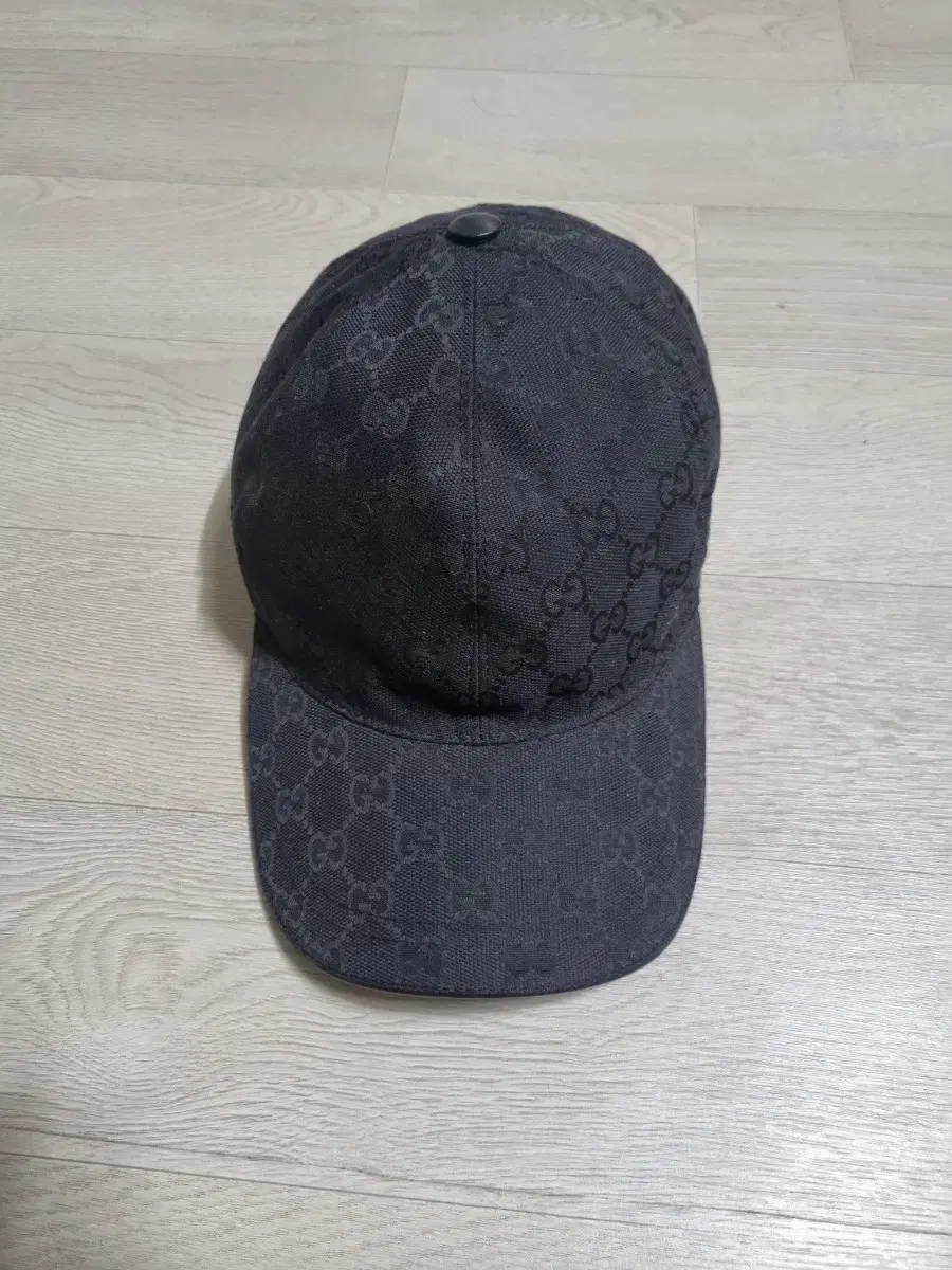Gucci Baseball Cap 58M