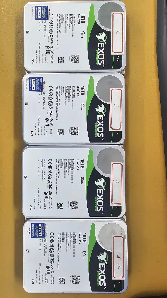 씨게이트 16TB Exos X16 엔터프라이즈 HDD 4개 as 가능