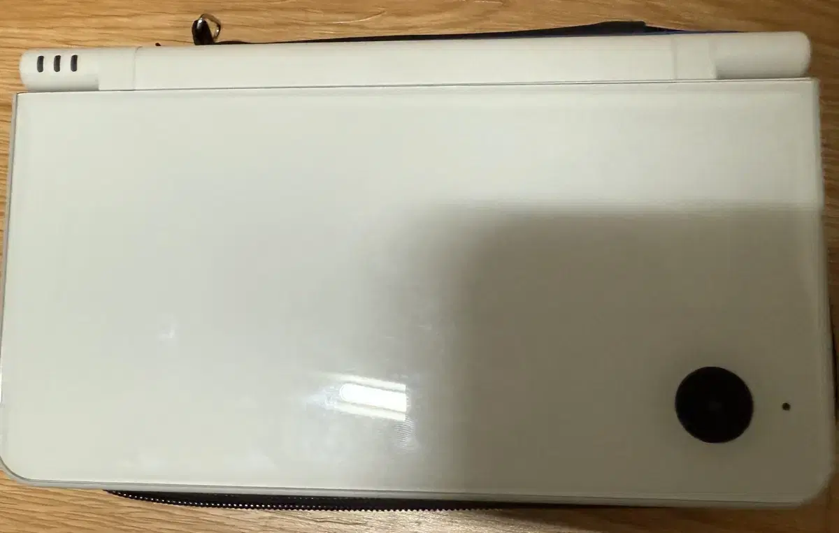 닌텐도 dsi ll 화이트 팝니다