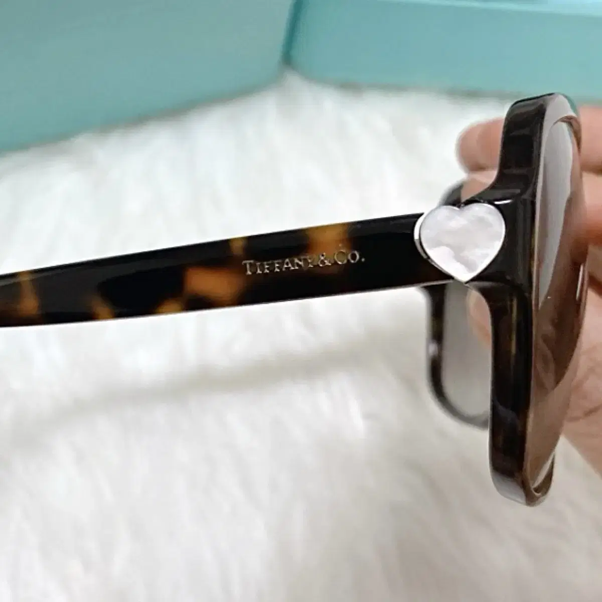 정품&풀박스) Tiffany&Co_티파니앤코 자게하트선글라스