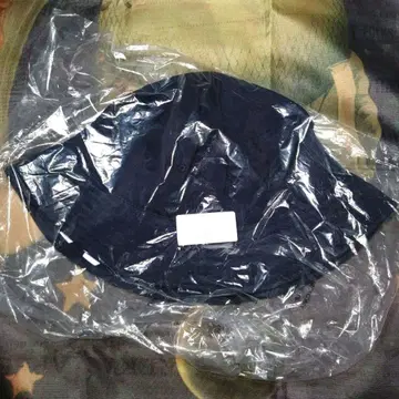 THE 1975 바게트 햇