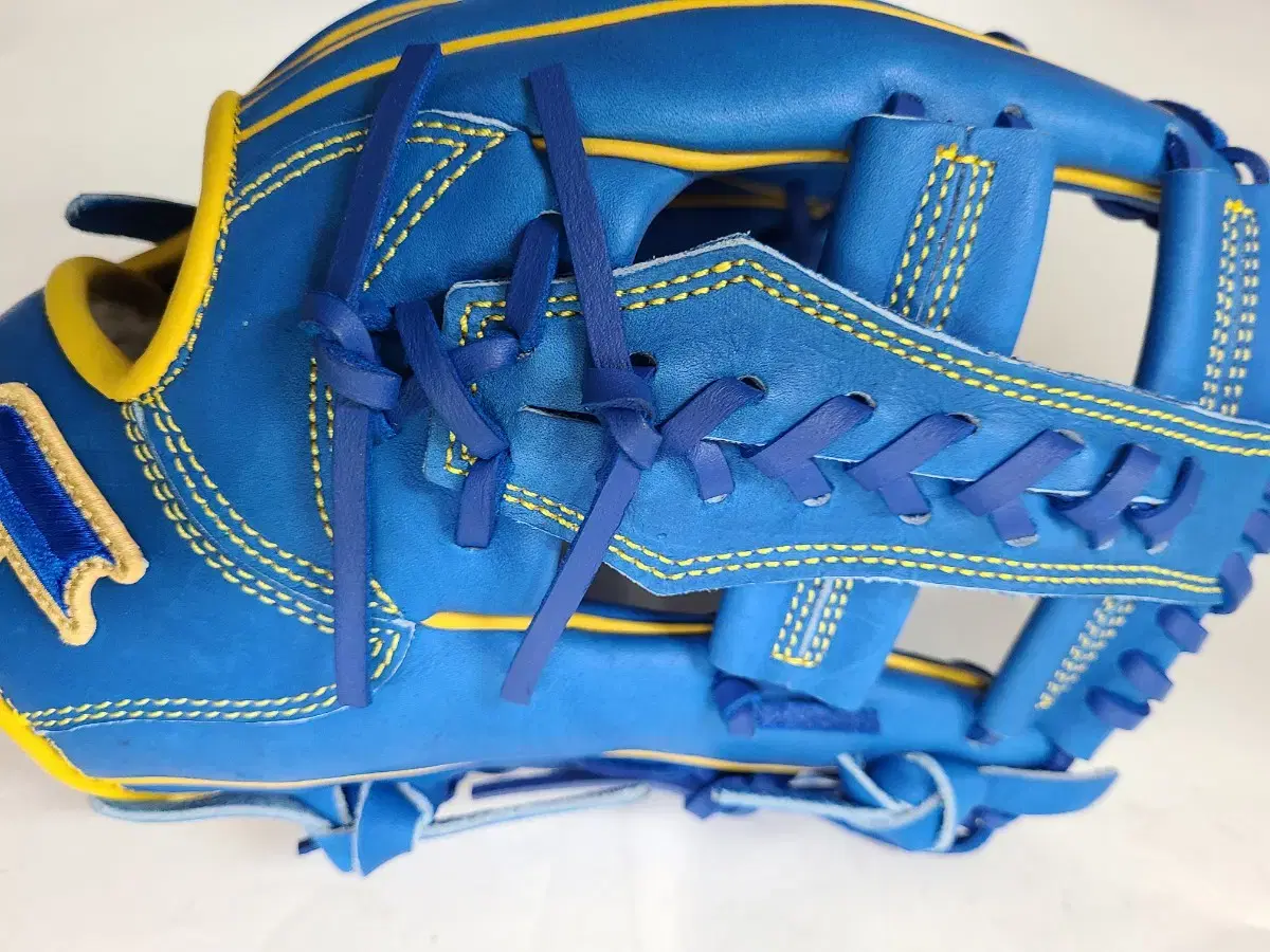 Sasaki Glove Infielder 11.25 inch Pro Grade