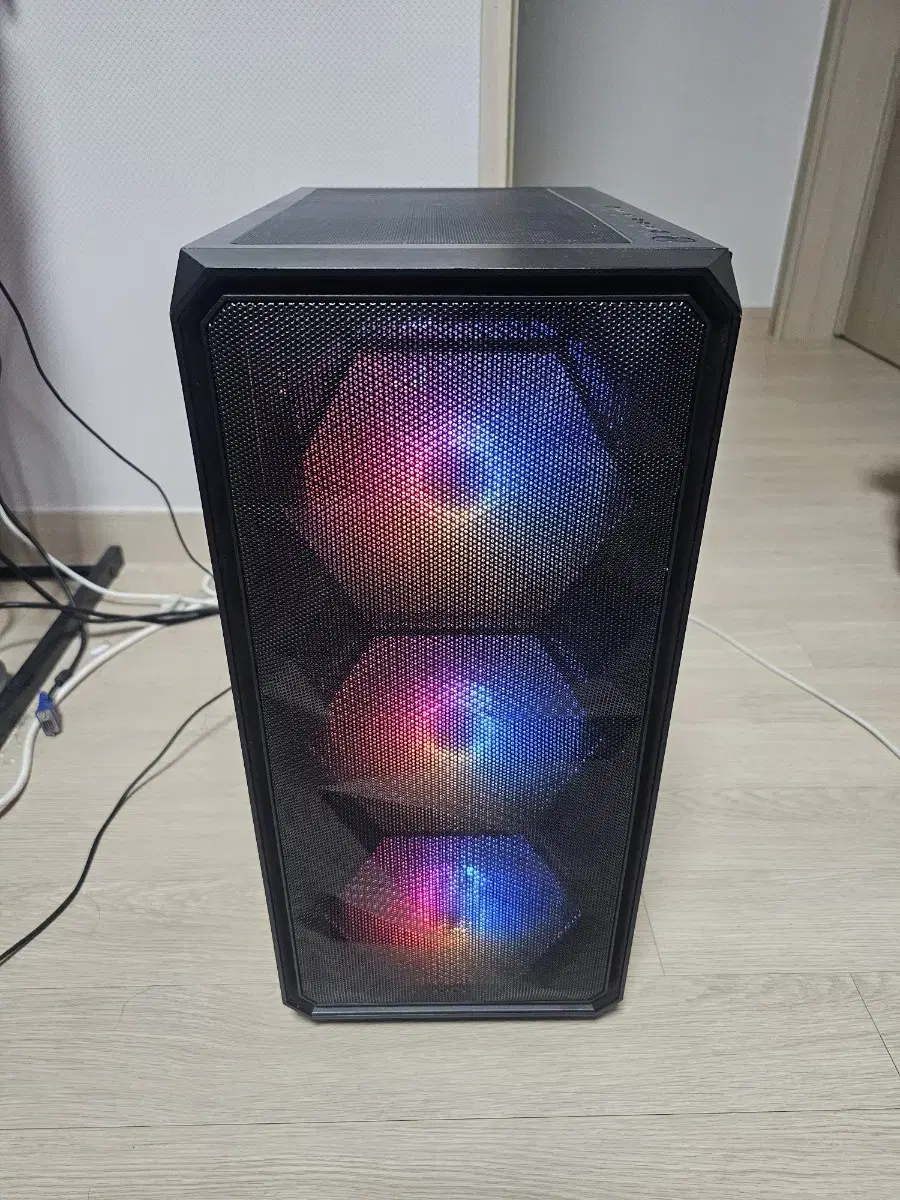 I5-12400F,B660M,16G 512G,RTX2060 본체팝니다