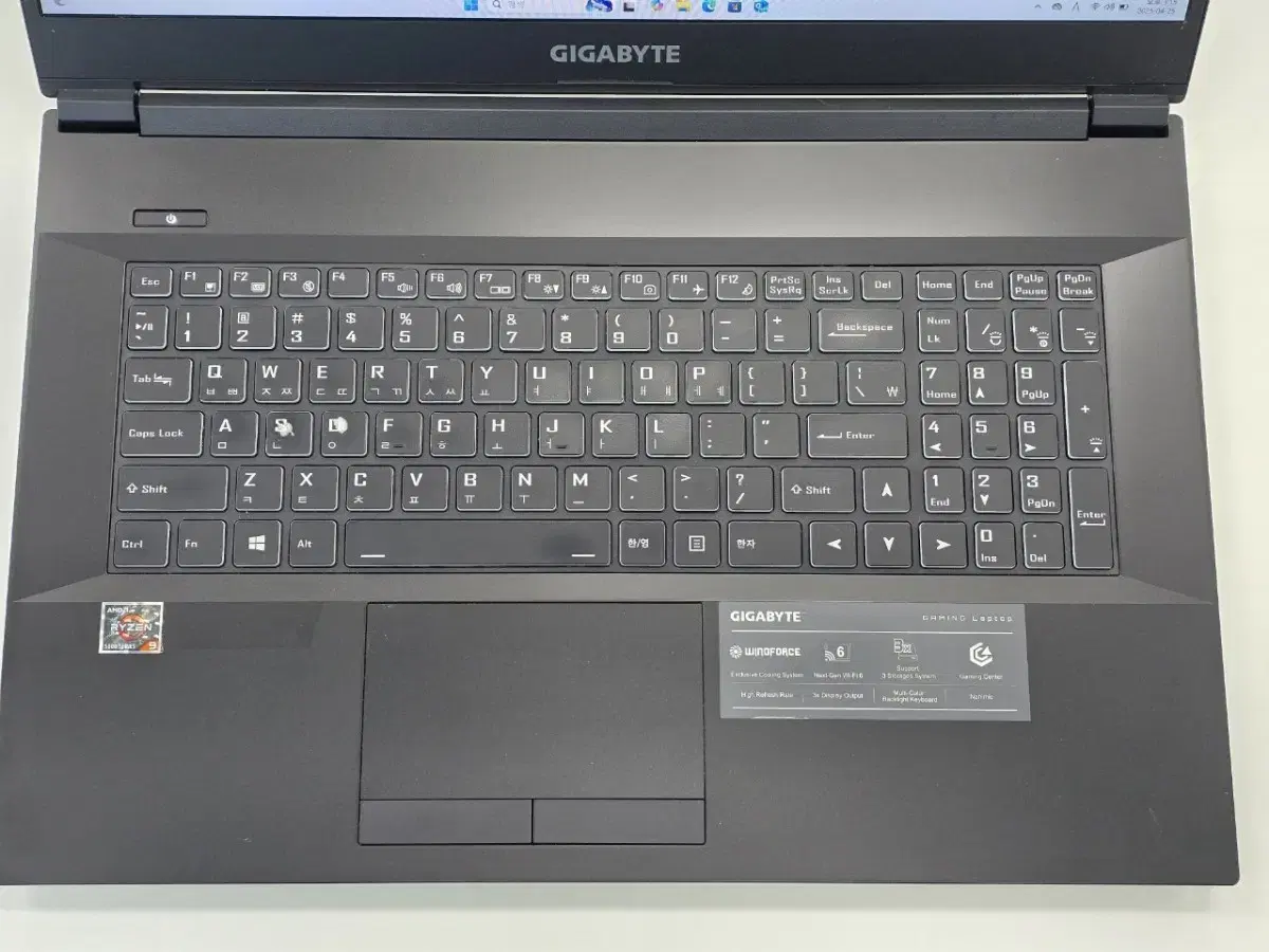 기가바이트 17인치 A7 R9 5900HX RTX3070 게이밍 노트북