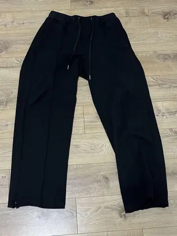 5351 POUR LES HOMMES 블랙 슬랙스 밑단 지퍼 모드 스타일
