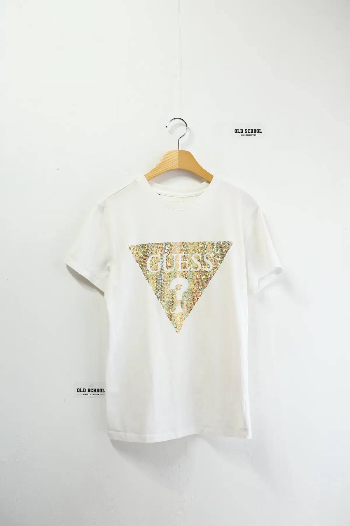 Gus Big Logo White Short Sleeve T-Shirt Size M