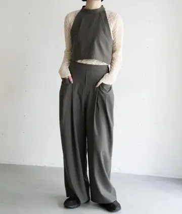 hwyl 홀터 뷔스티에 셋업
