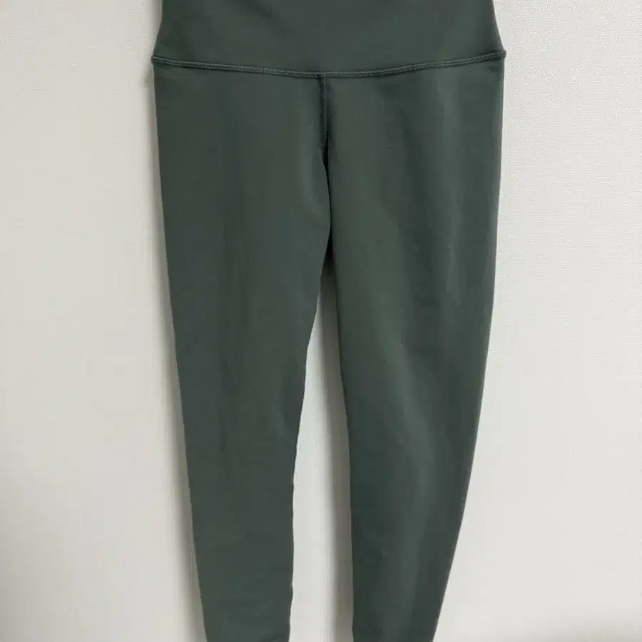 New) bedevil Skirt Layered Cargo Pants on Bunjang Global Site.