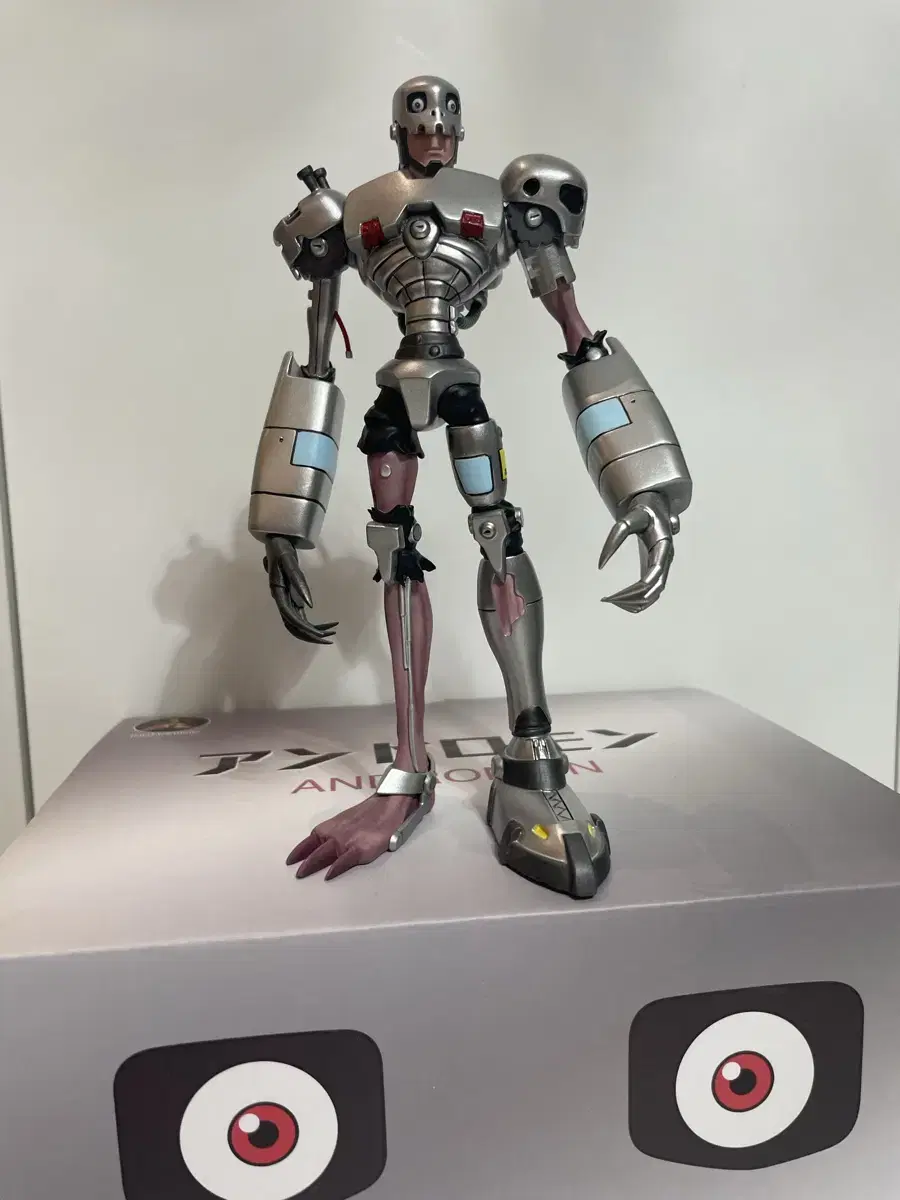 Miman 안드로몬 디지몬 피규어 팝니다 !