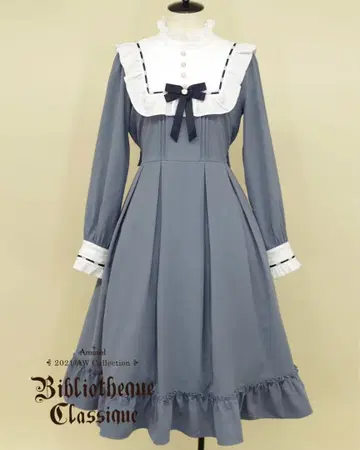 Amavel Antique Fleur 스퀘어 요크 원피스