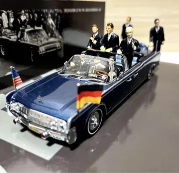 PMA 1/43 링컨 콘티넨탈 1963 케네디 퍼레이드 차량