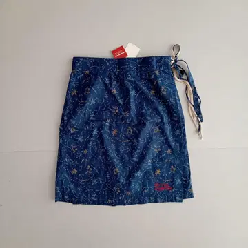 새상품! 드럭 스토어즈 말아 올린 스커트 무릎 기장 올 패턴