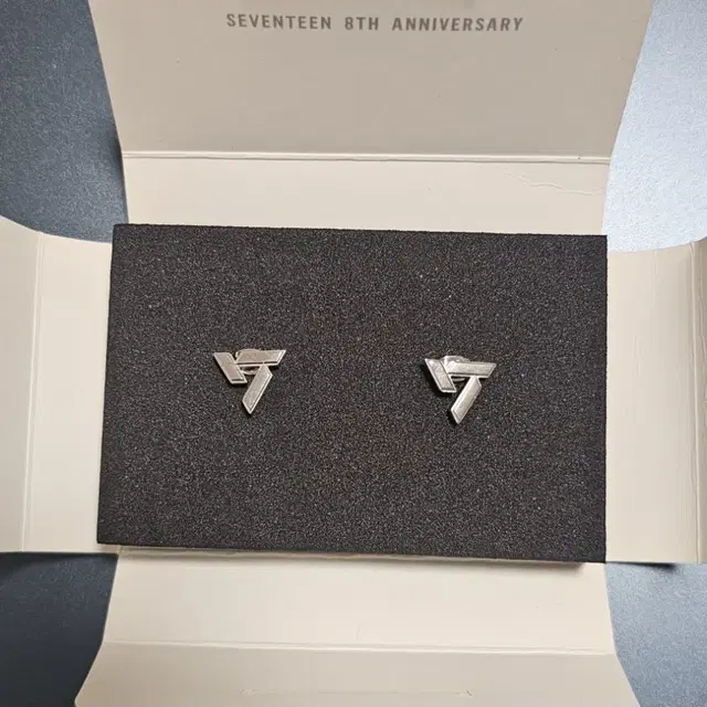 세븐틴 8주년 귀걸이