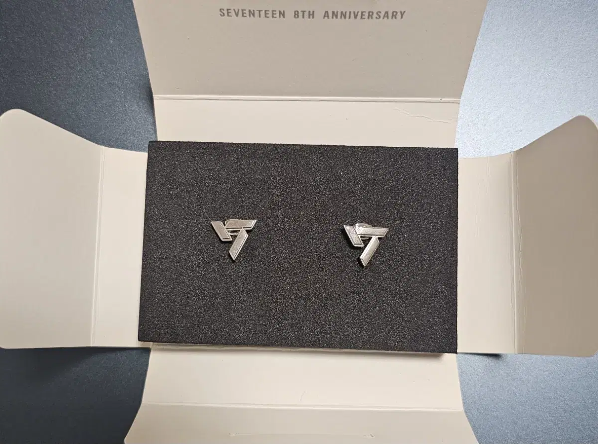 세븐틴 8주년 귀걸이