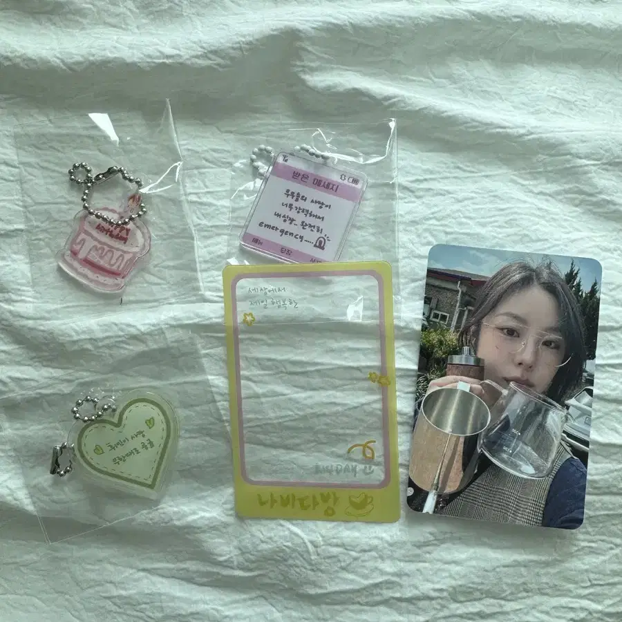 마마무 휘인 나비다방 생일카페 키링 포카 포카프레임