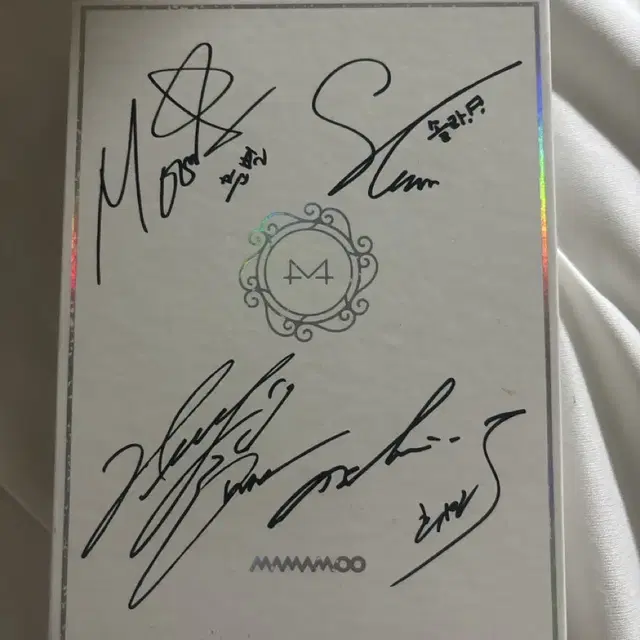 마마무 화이트윈드 친필싸인앨범