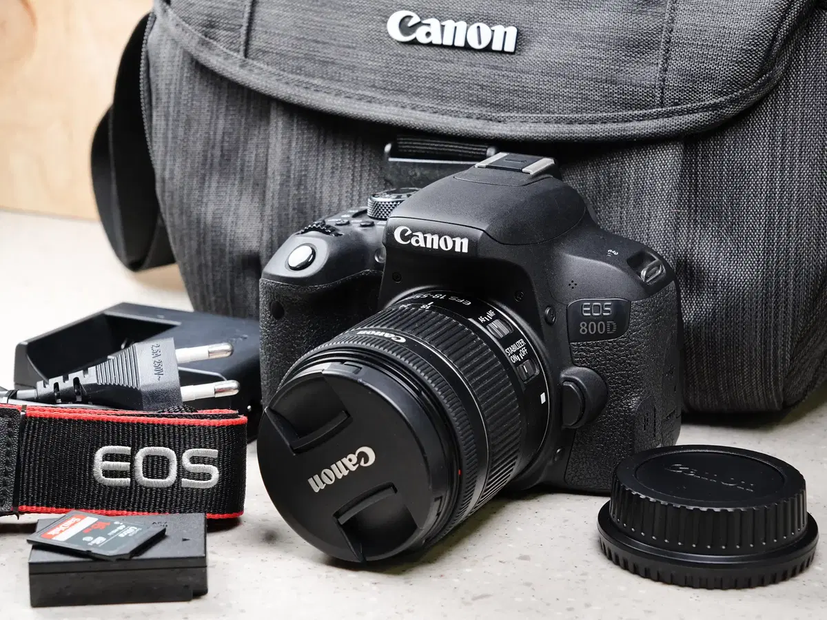 캐논 DSLR 카메라 800D 새제품급 2042컷