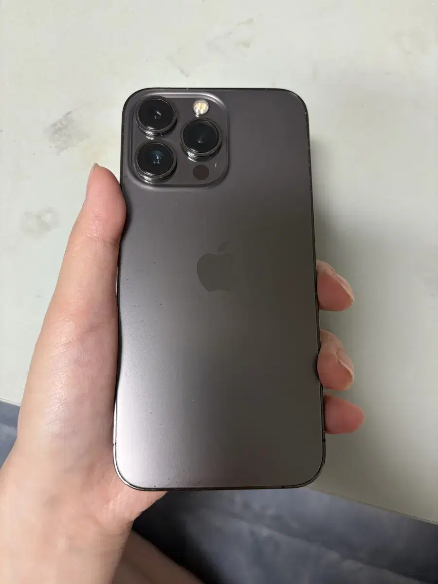 자급제 아이폰13프로 128GB 블랙색상