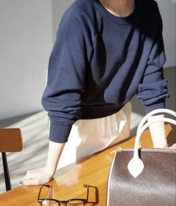 슬로우브 이에나 24SS 쭈리 컴팩트 래글런 맨투맨 트레이닝복 긴팔