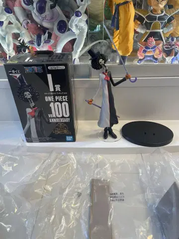 원피스 100주년 브룩 클리어 받침대 포함