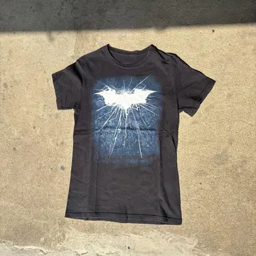 배트맨 티셔츠 THE DARK KNIGHT RISES
